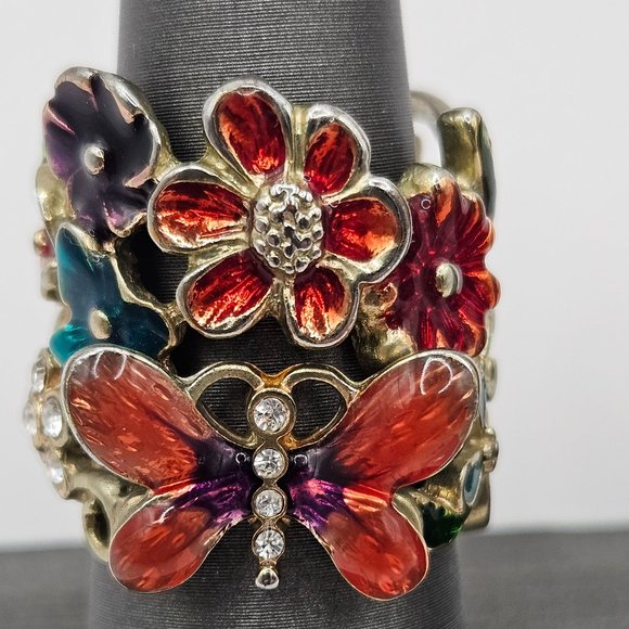 Jewelry - Vintage flower, butterfly and rhinestone ring